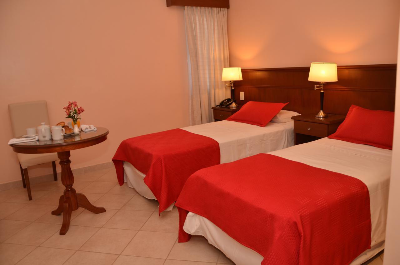 Realnoa Hotel Tartagal Екстериор снимка